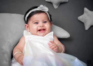 Lpgraphy launghing baby