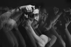 Photuvala Camera Man