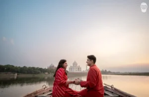 Couple pose