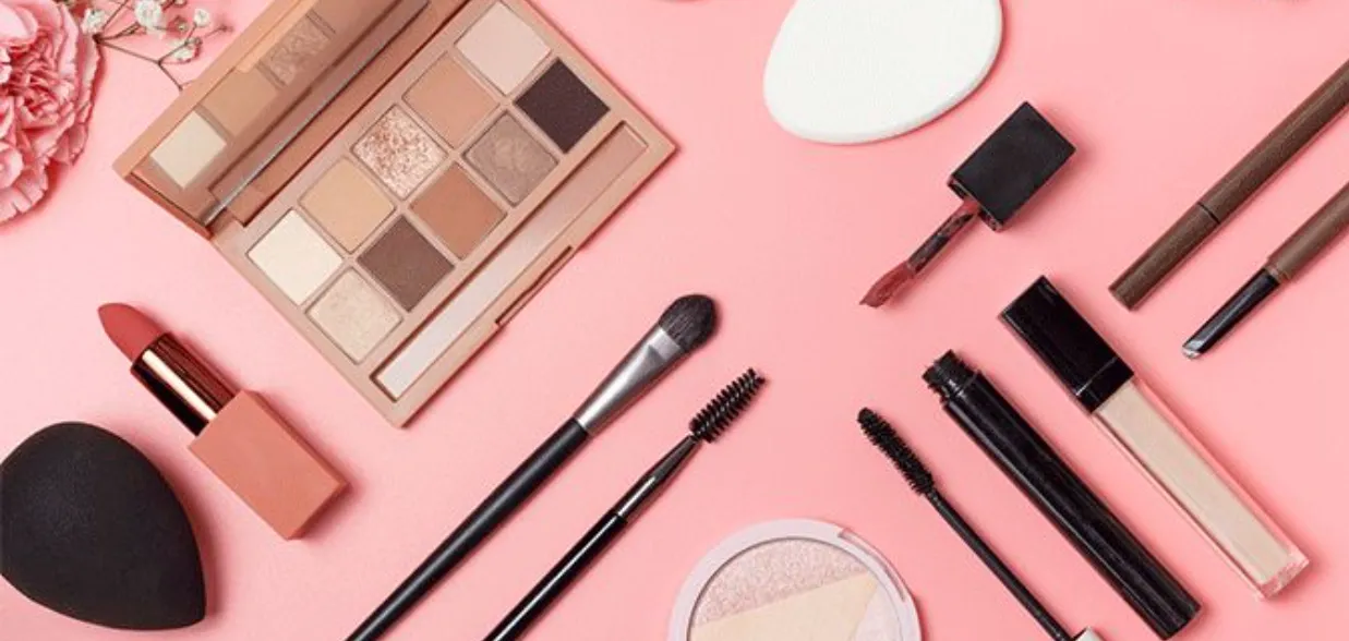 Makeup products_5_11zon